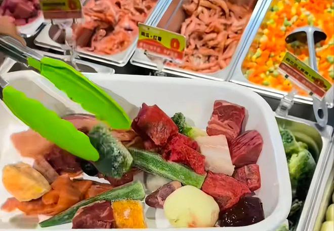 烫25一斤全是真肉上海狗有福了！pg试玩破防了！上海惊现狗狗麻辣(图8)